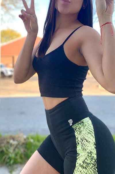 Julia, 33 Jahre
