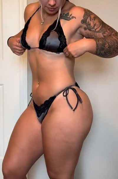 Laura, 29 Jahre