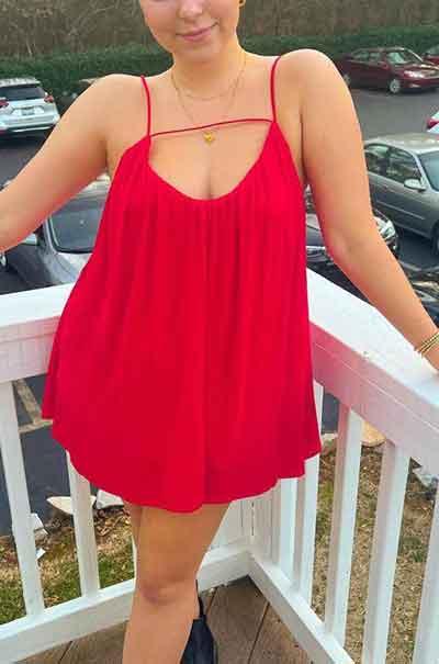 Nina, 25 Jahre